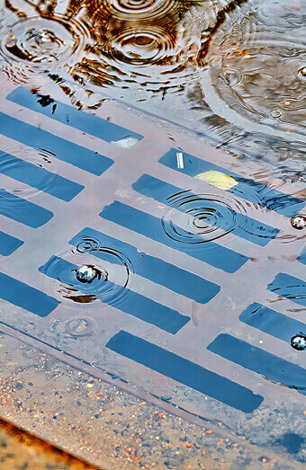 https://blockeddrainsforrestdale.com.au/uploads/2025/07/stormwater-drains-58152.jpg